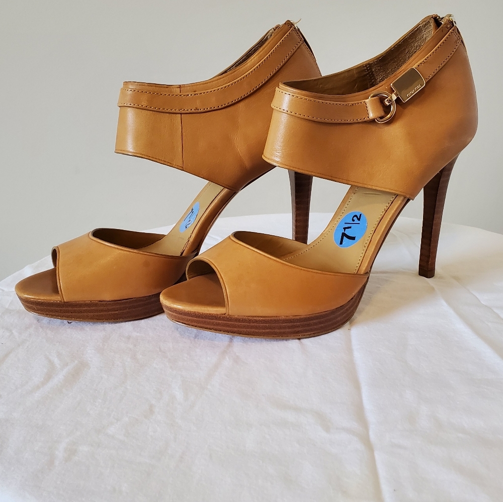 COACH High heel sandals Size 7.5